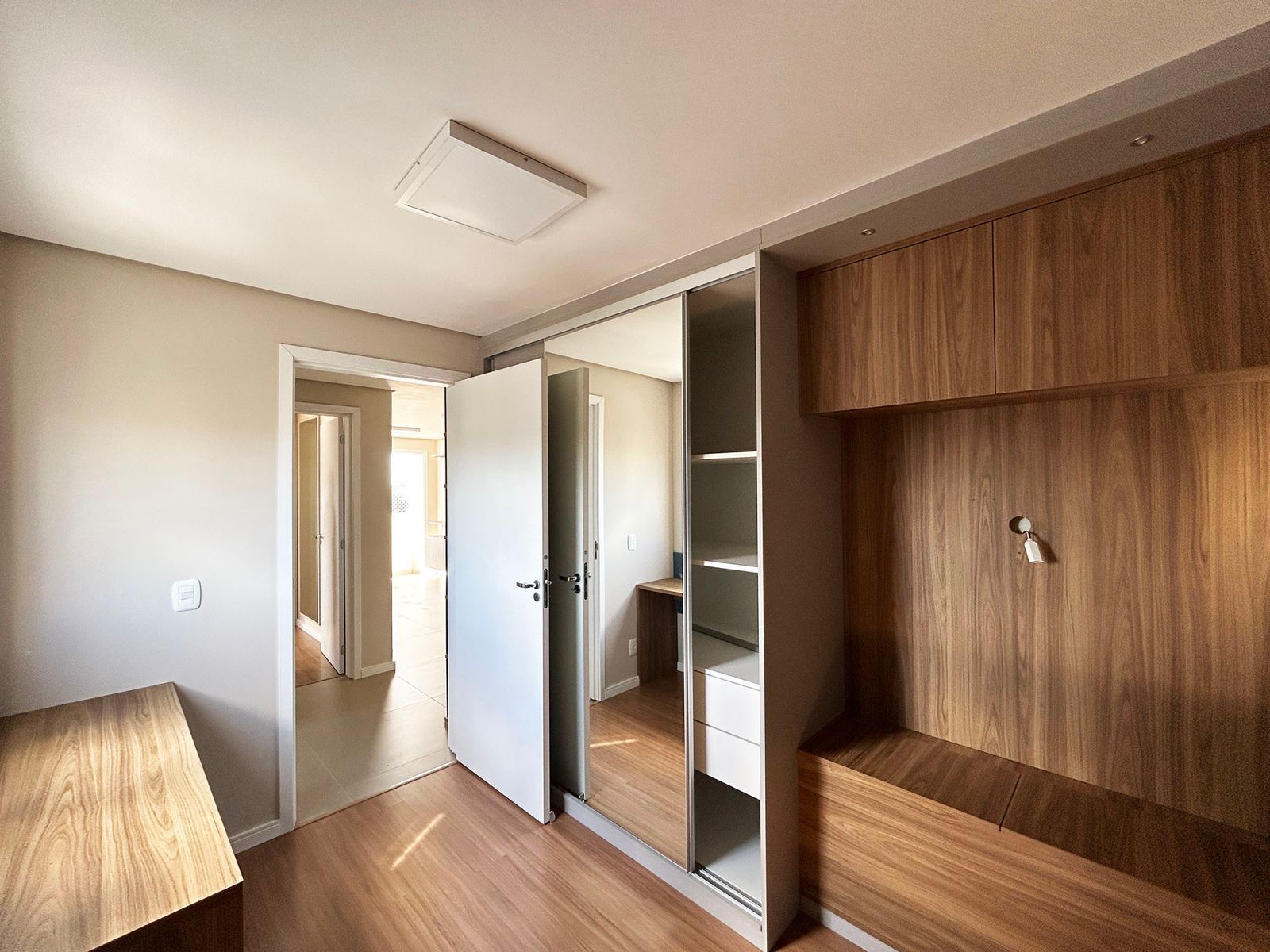 Apartamento à venda com 1 quarto, 58m² - Foto 7