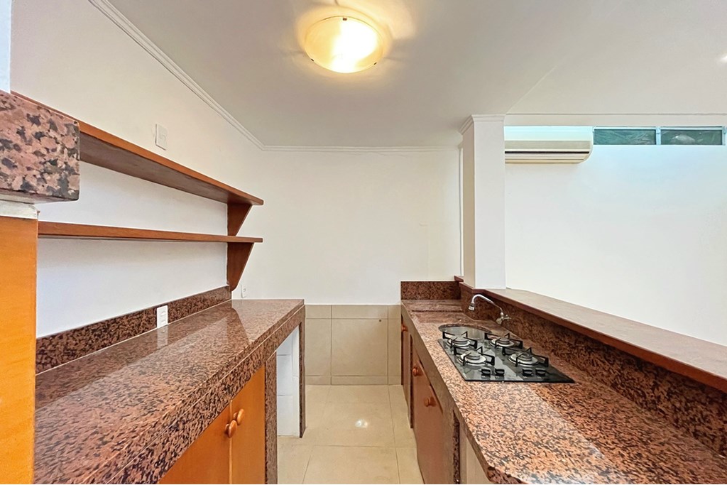 Casa de Condomínio à venda com 2 quartos, 210m² - Foto 19