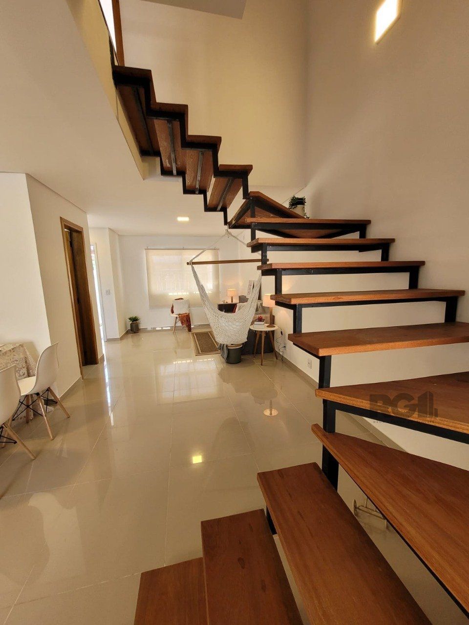 Casa à venda com 3 quartos, 95m² - Foto 8