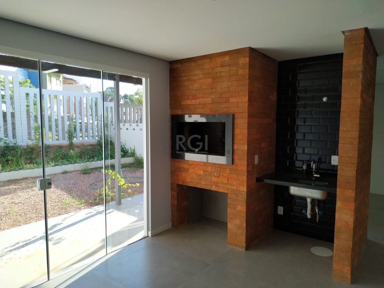 Casa à venda com 3 quartos, 200m² - Foto 16