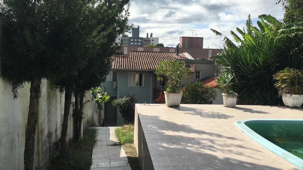 Casa à venda com 3 quartos, 250m² - Foto 12