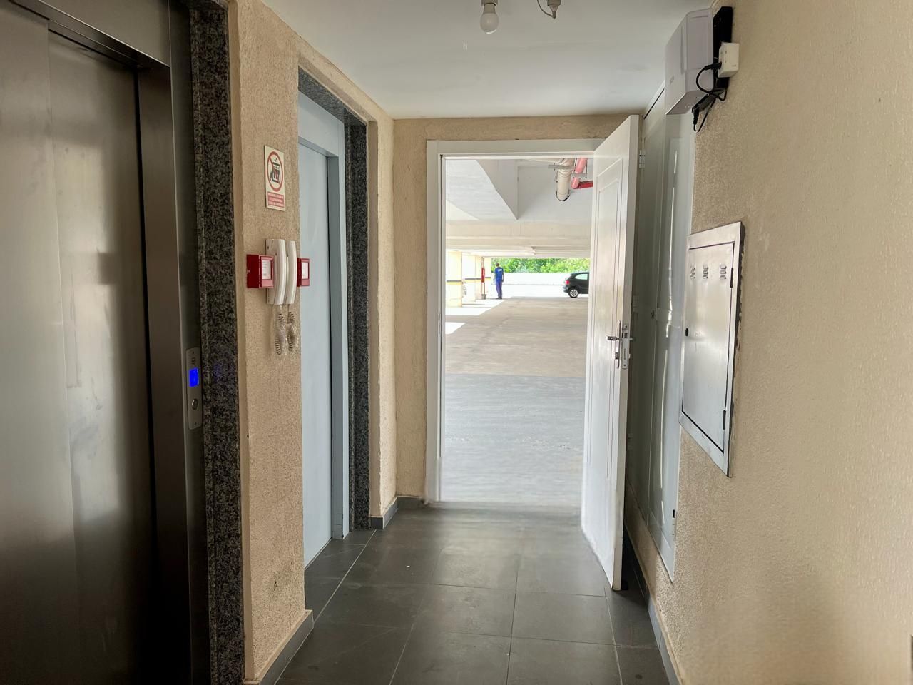 Apartamento à venda com 2 quartos, 42m² - Foto 21