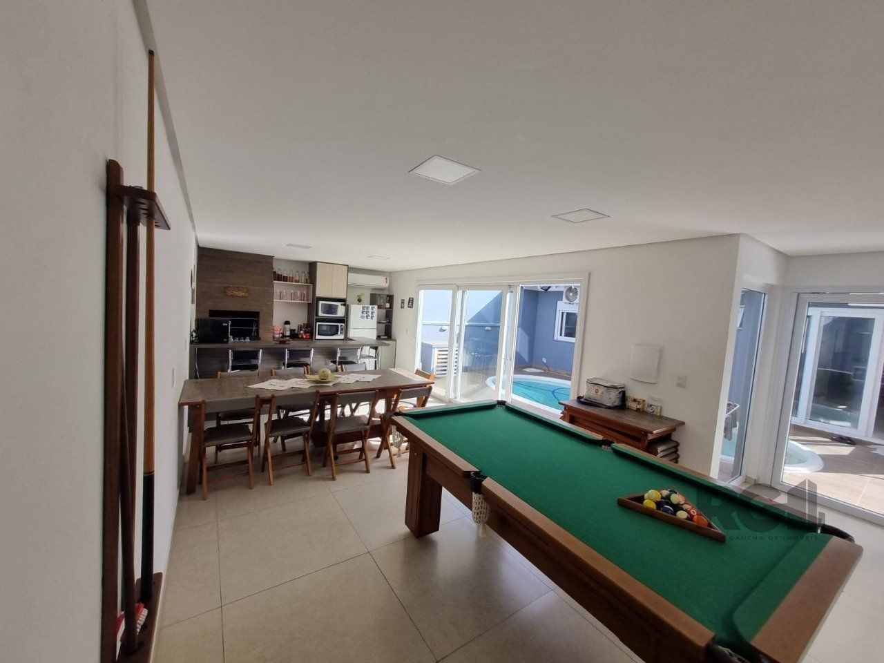 Casa, 3 quartos, 252 m² - Foto 10