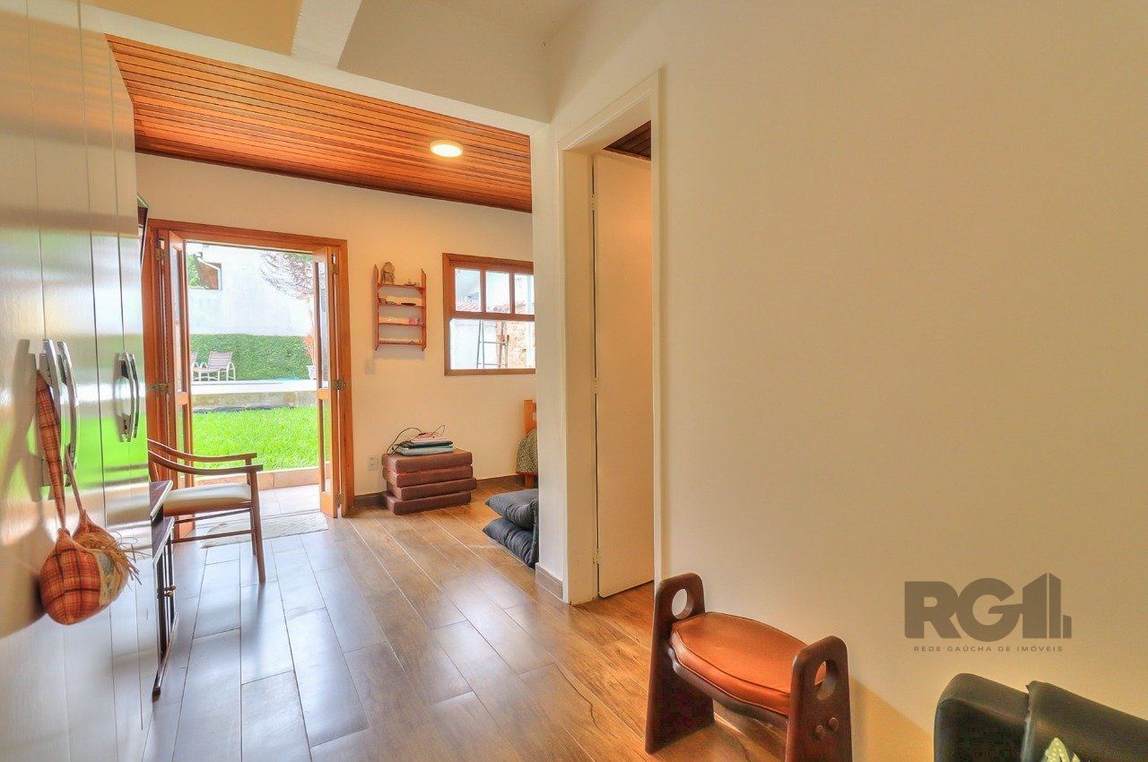Casa à venda com 5 quartos, 232m² - Foto 40