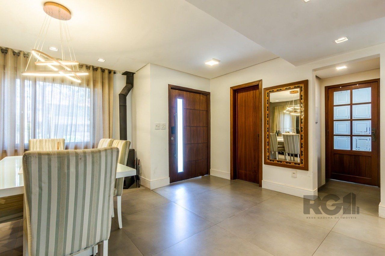 Casa, 4 quartos, 212 m² - Foto 3