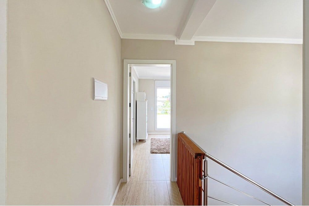 Casa à venda com 3 quartos, 154m² - Foto 8