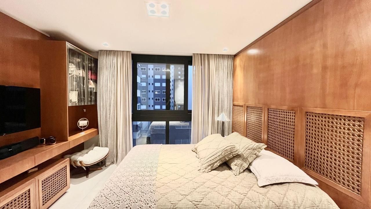Apartamento, 4 quartos, 215 m² - Foto 13