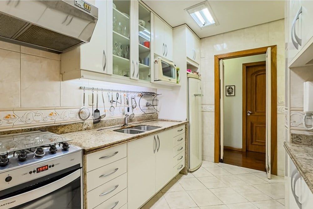 Casa, 4 quartos, 233 m² - Foto 8