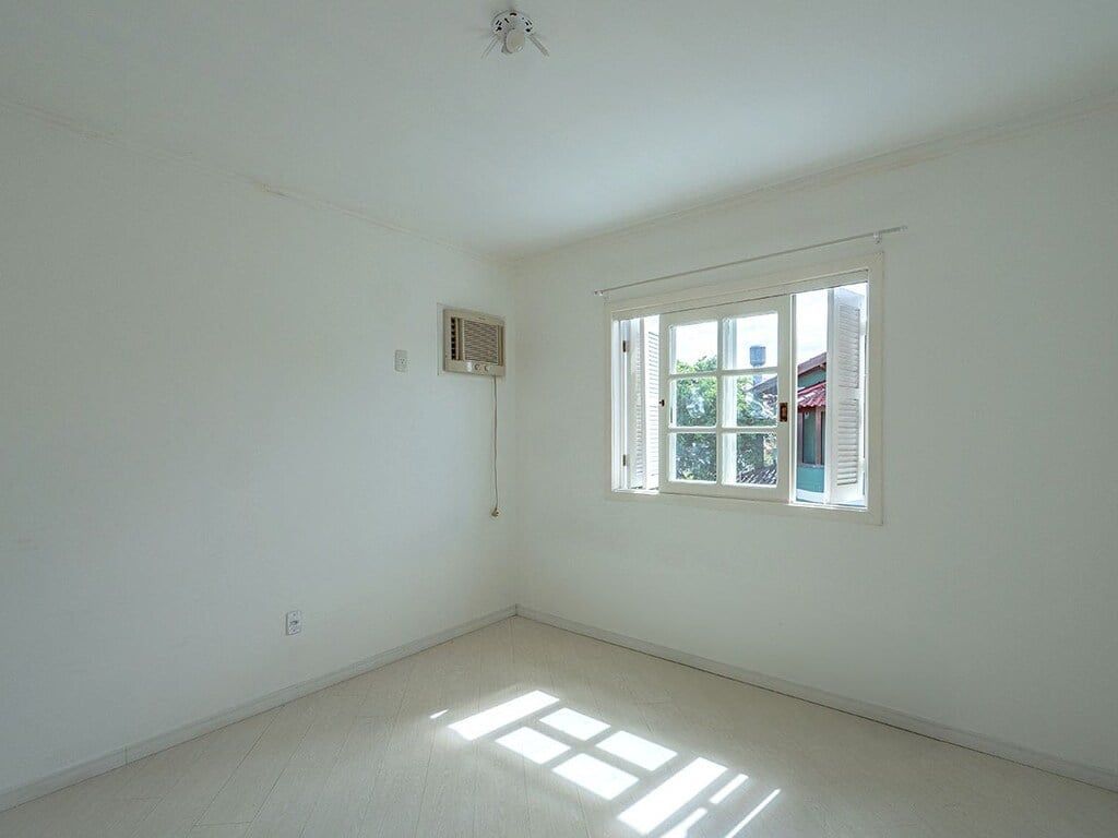 Casa à venda com 3 quartos, 224m² - Foto 14