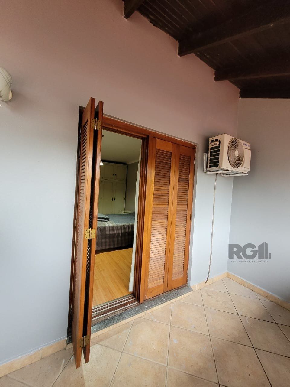 Casa à venda com 3 quartos, 251m² - Foto 7