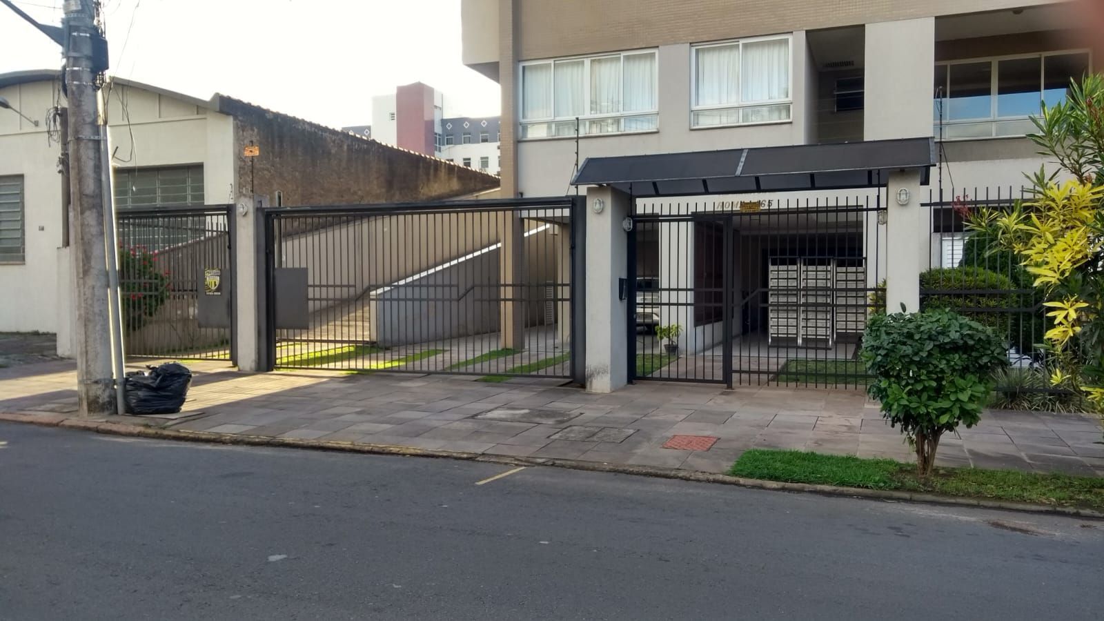 Apartamento à venda com 2 quartos, 65m² - Foto 24