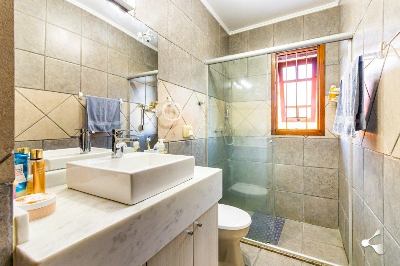 Casa de Condomínio à venda com 3 quartos, 233m² - Foto 24