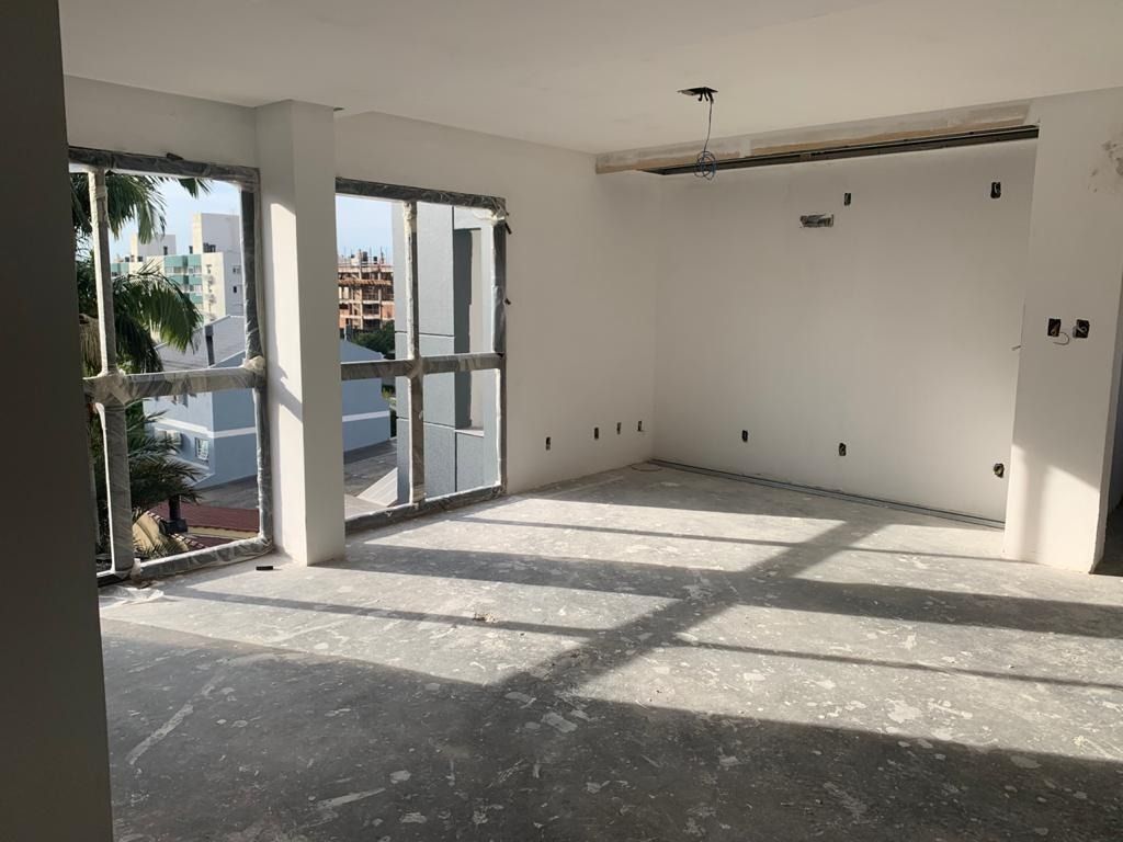 Apartamento à venda com 3 quartos, 100m² - Foto 1