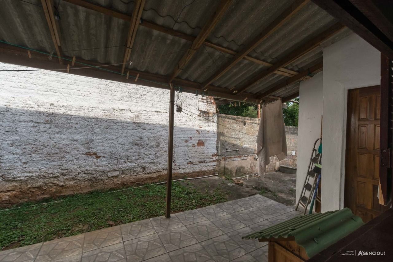 Casa à venda com 2 quartos, 120m² - Foto 17