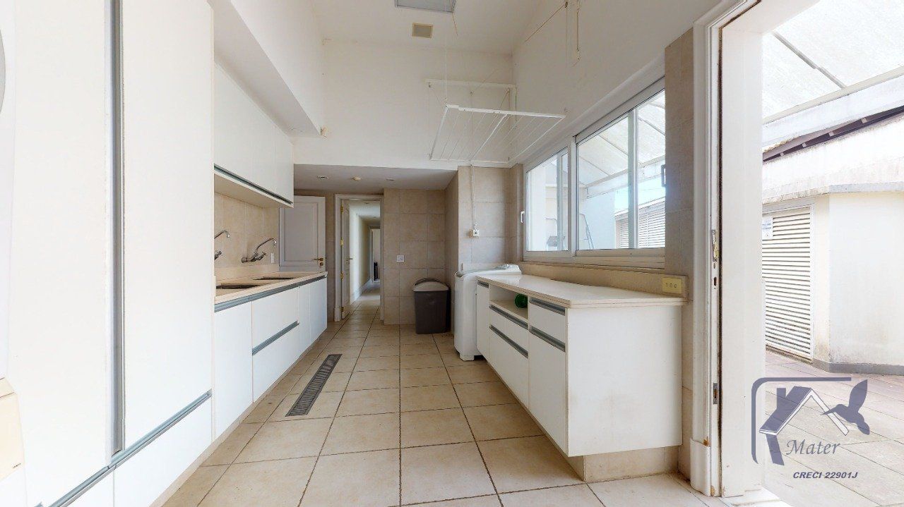 Casa à venda com 7 quartos, 1165m² - Foto 28