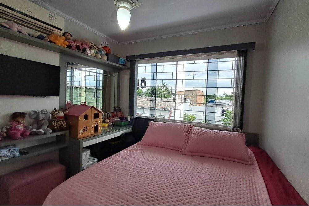 Casa à venda com 3 quartos, 186m² - Foto 4
