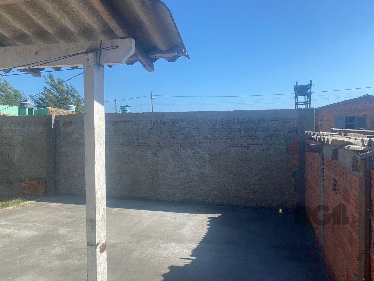 Casa à venda com 2 quartos, 90m² - Foto 14