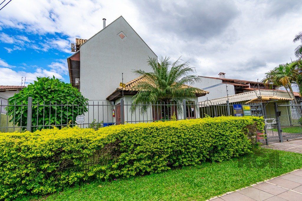 Casa de Condomínio à venda com 3 quartos, 98m² - Foto 2