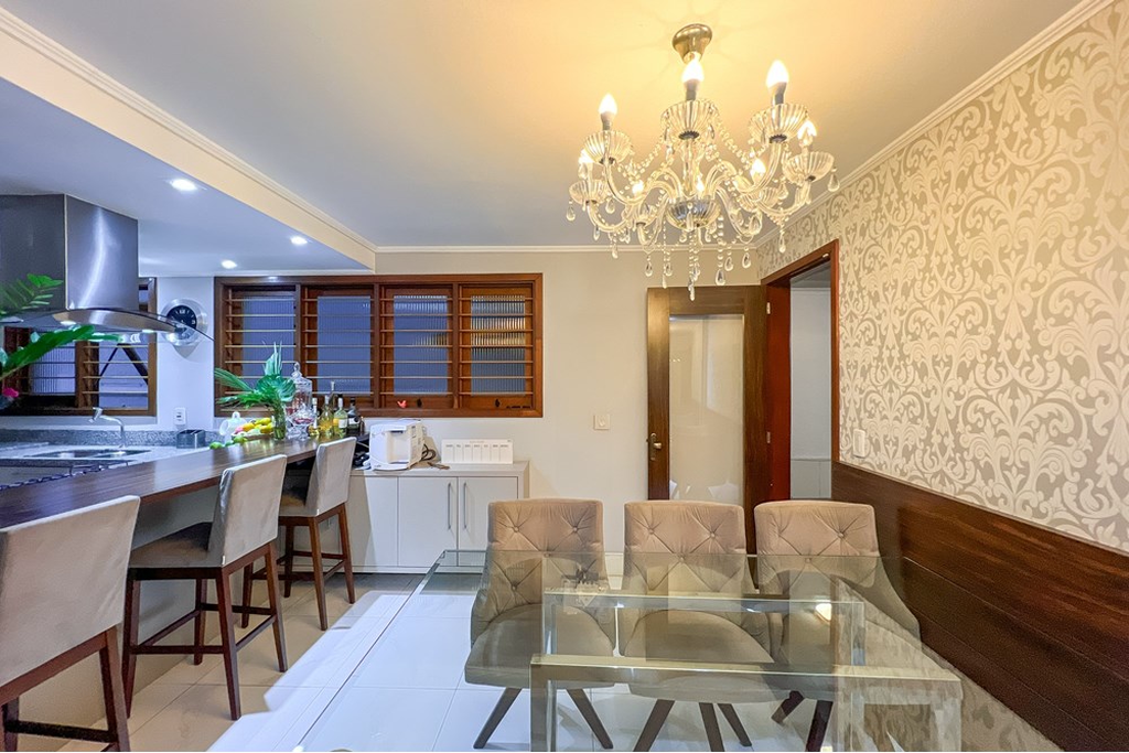 Casa à venda com 4 quartos, 246m² - Foto 45