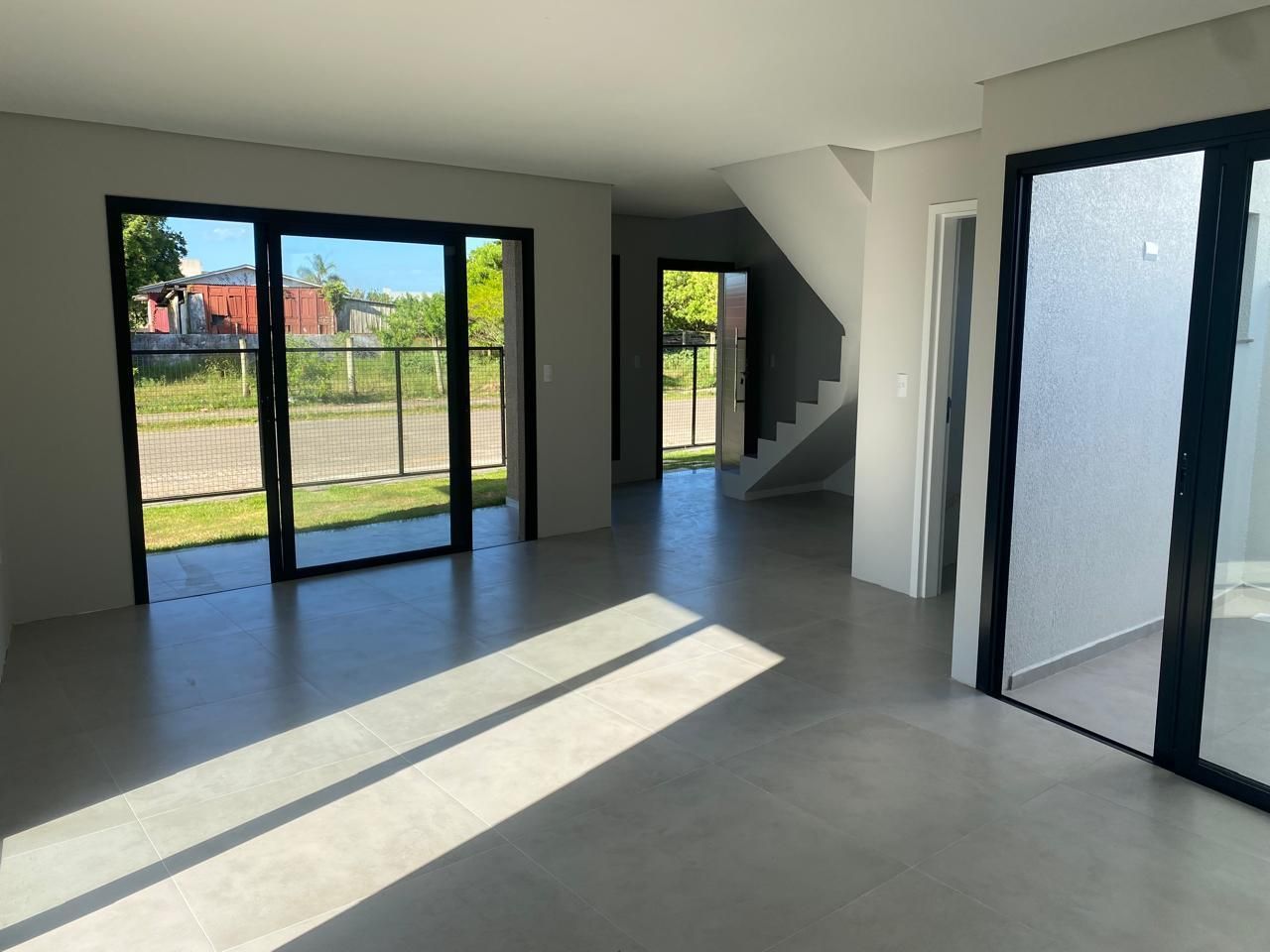 Casa à venda com 3 quartos, 100m² - Foto 7