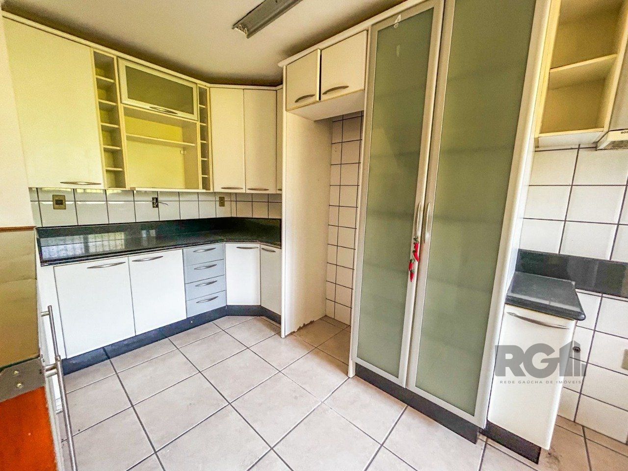 Casa de Condomínio à venda com 3 quartos, 253m² - Foto 6