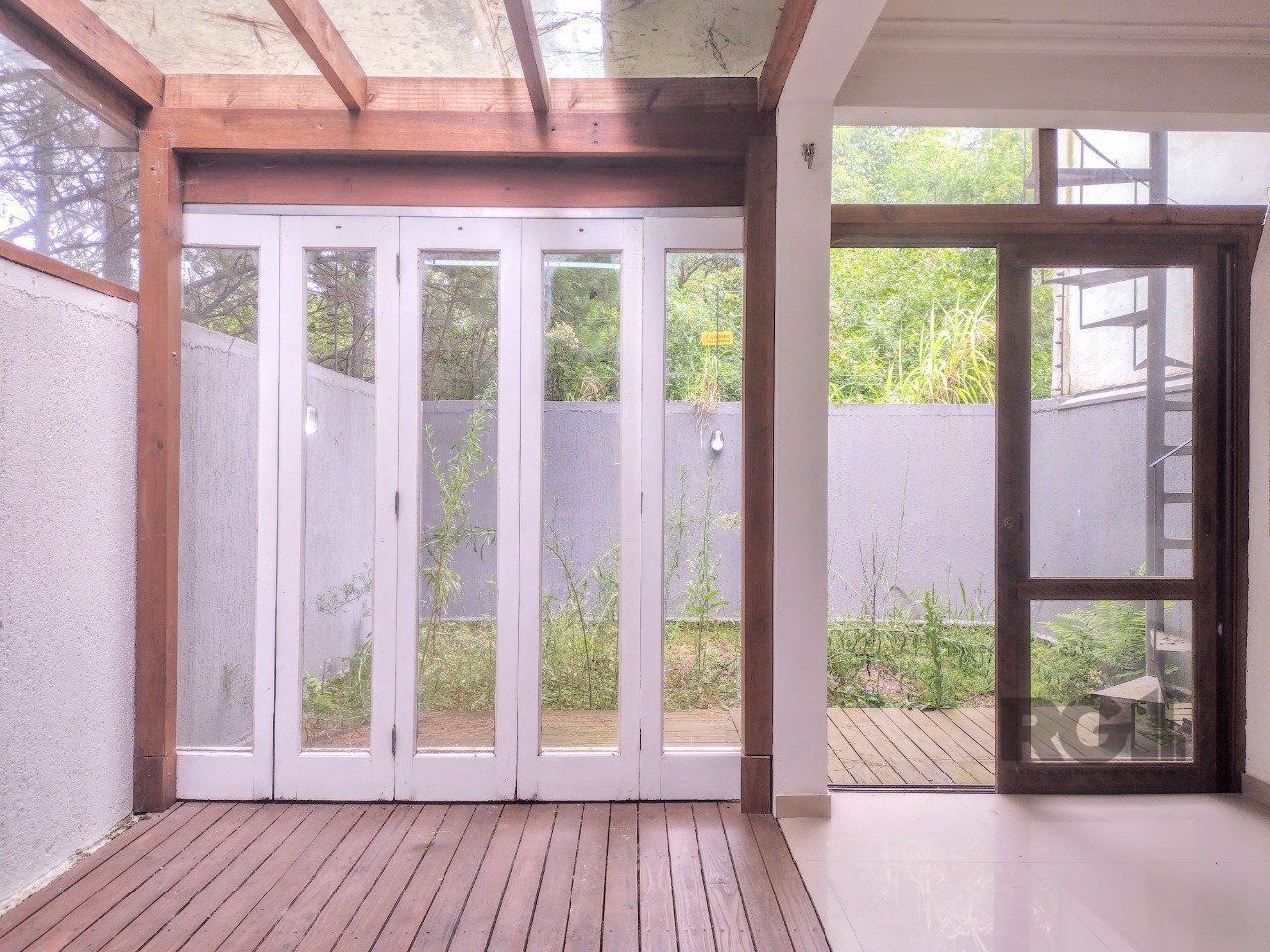 Casa à venda com 2 quartos, 67m² - Foto 21