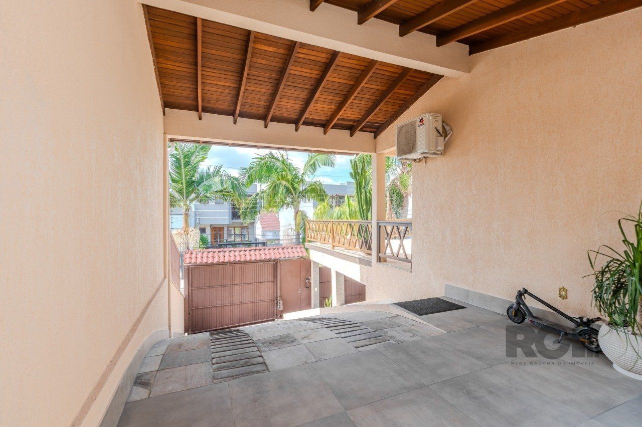 Casa, 3 quartos, 215 m² - Foto 2