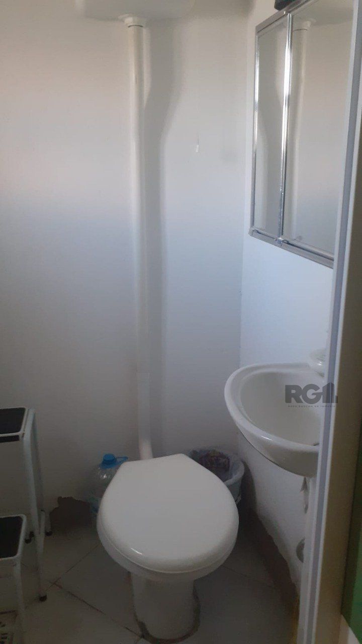 Casa à venda com 2 quartos, 84m² - Foto 9