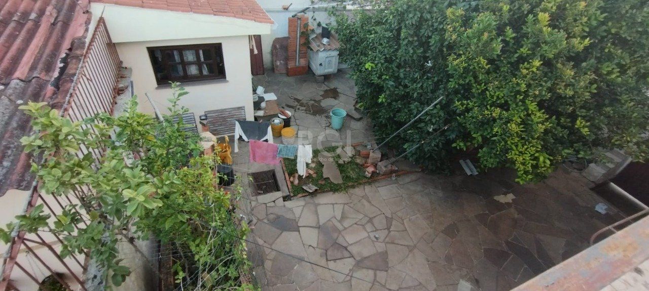 Casa à venda com 4 quartos, 380m² - Foto 8