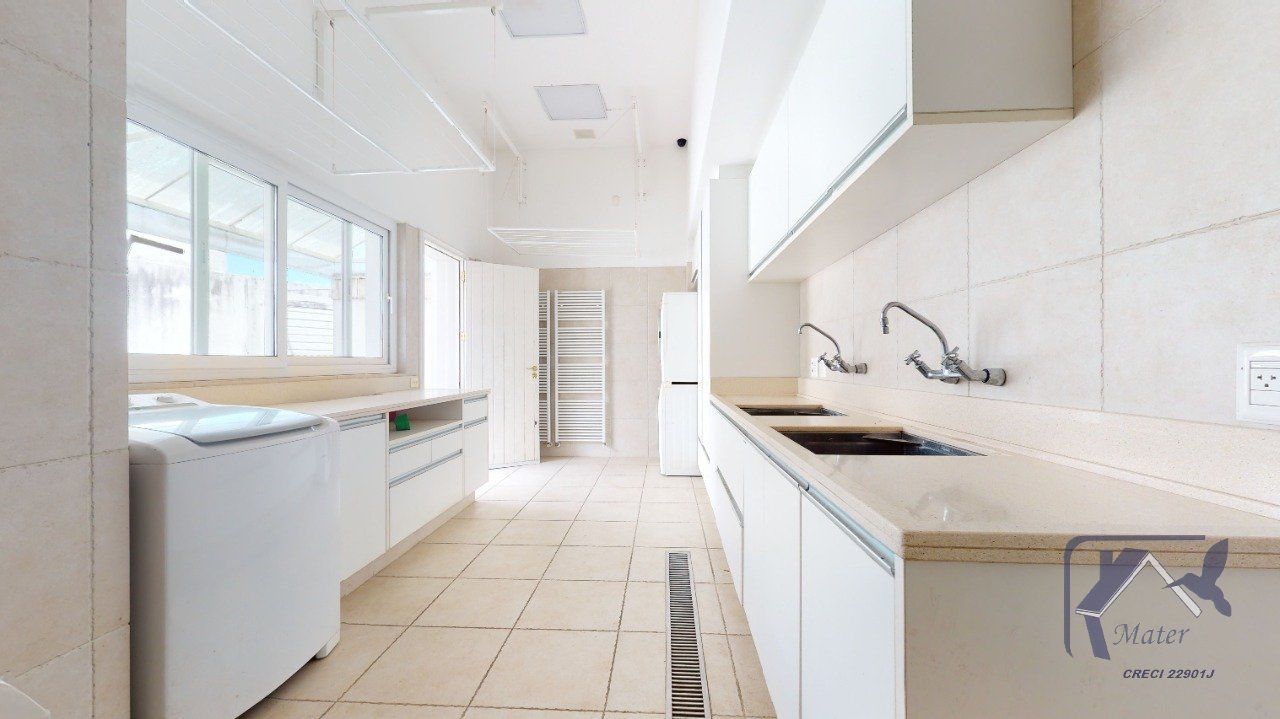 Casa à venda com 7 quartos, 1165m² - Foto 30