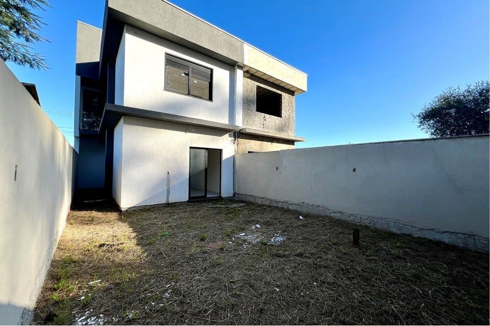 Casa à venda com 3 quartos, 155m² - Foto 3