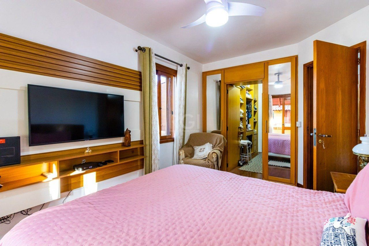 Casa de Condomínio à venda com 3 quartos, 233m² - Foto 34