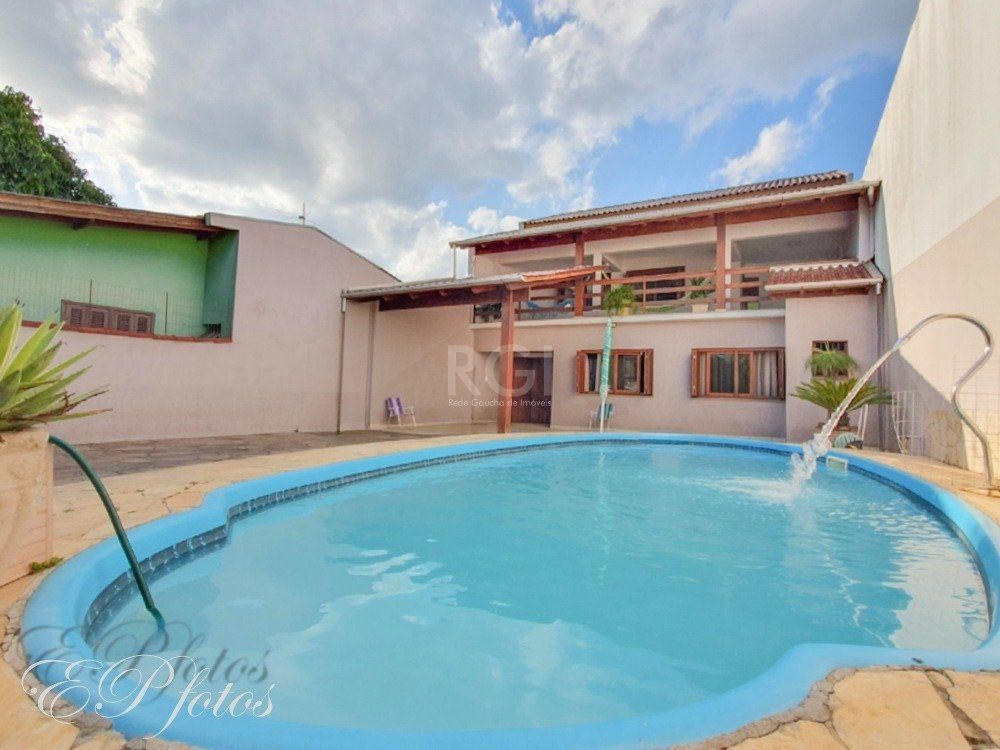 Casa à venda com 5 quartos, 295m² - Foto 1