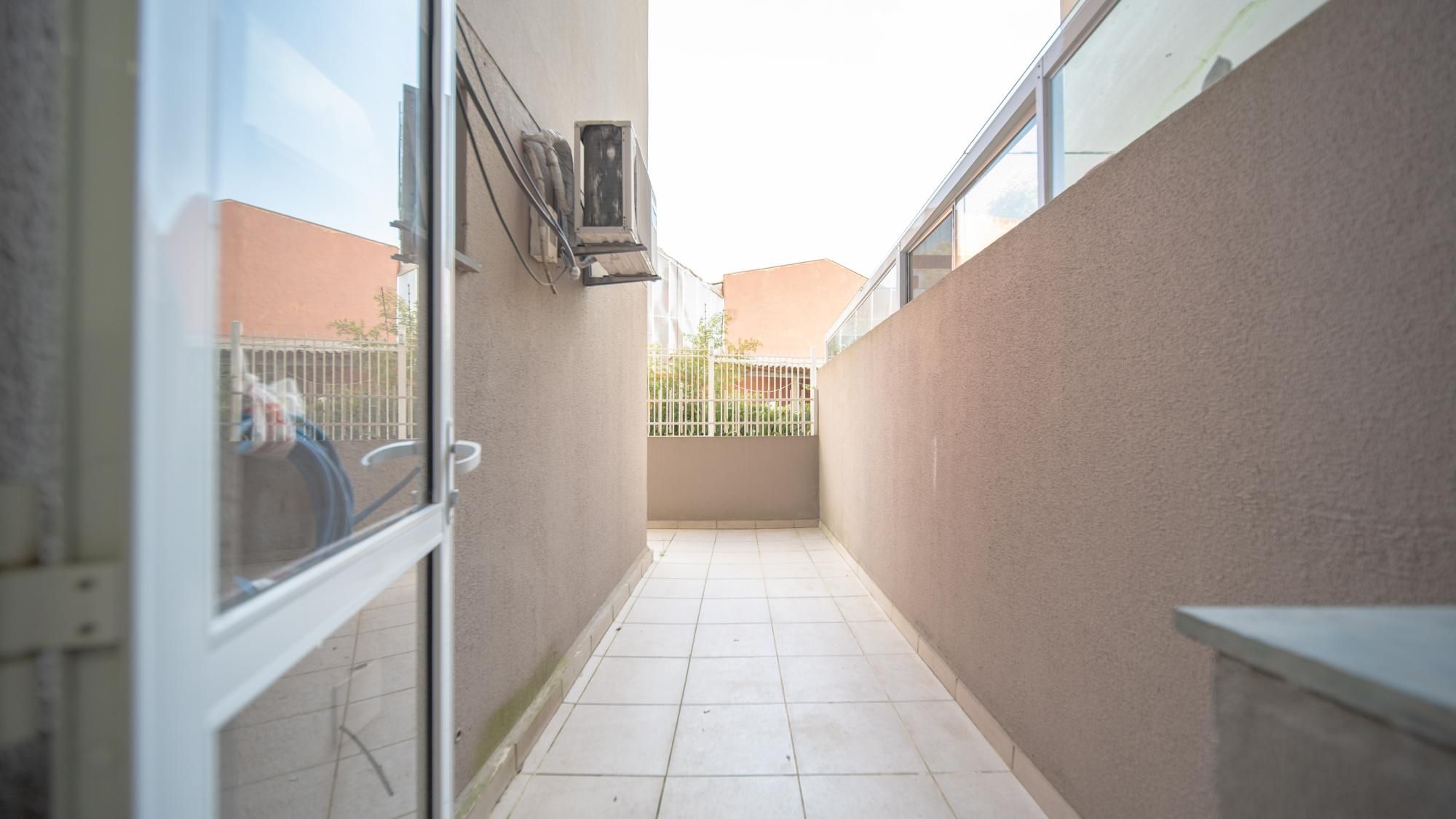Apartamento à venda com 3 quartos, 107m² - Foto 6