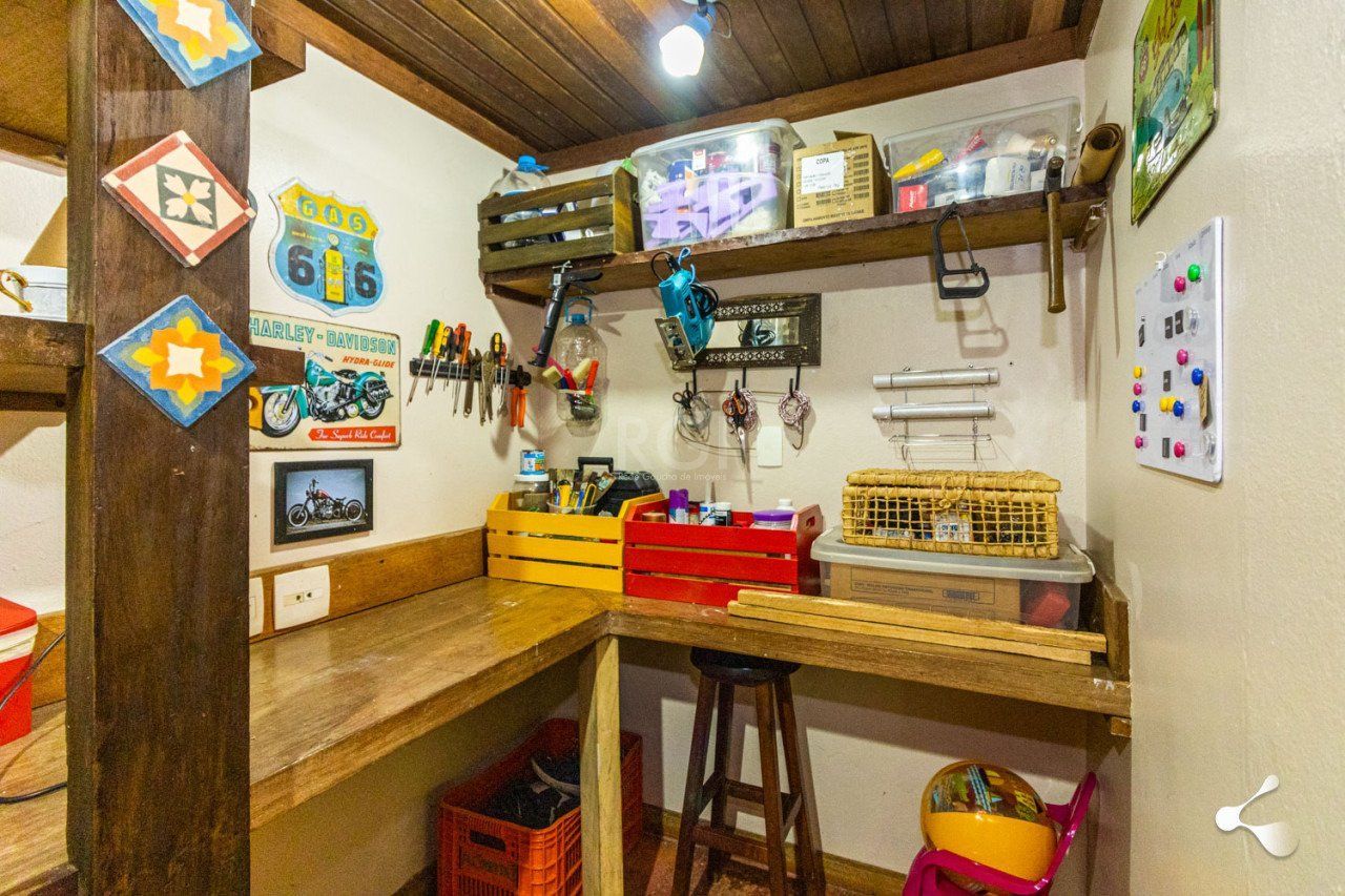 Casa de Condomínio à venda com 4 quartos, 231m² - Foto 37