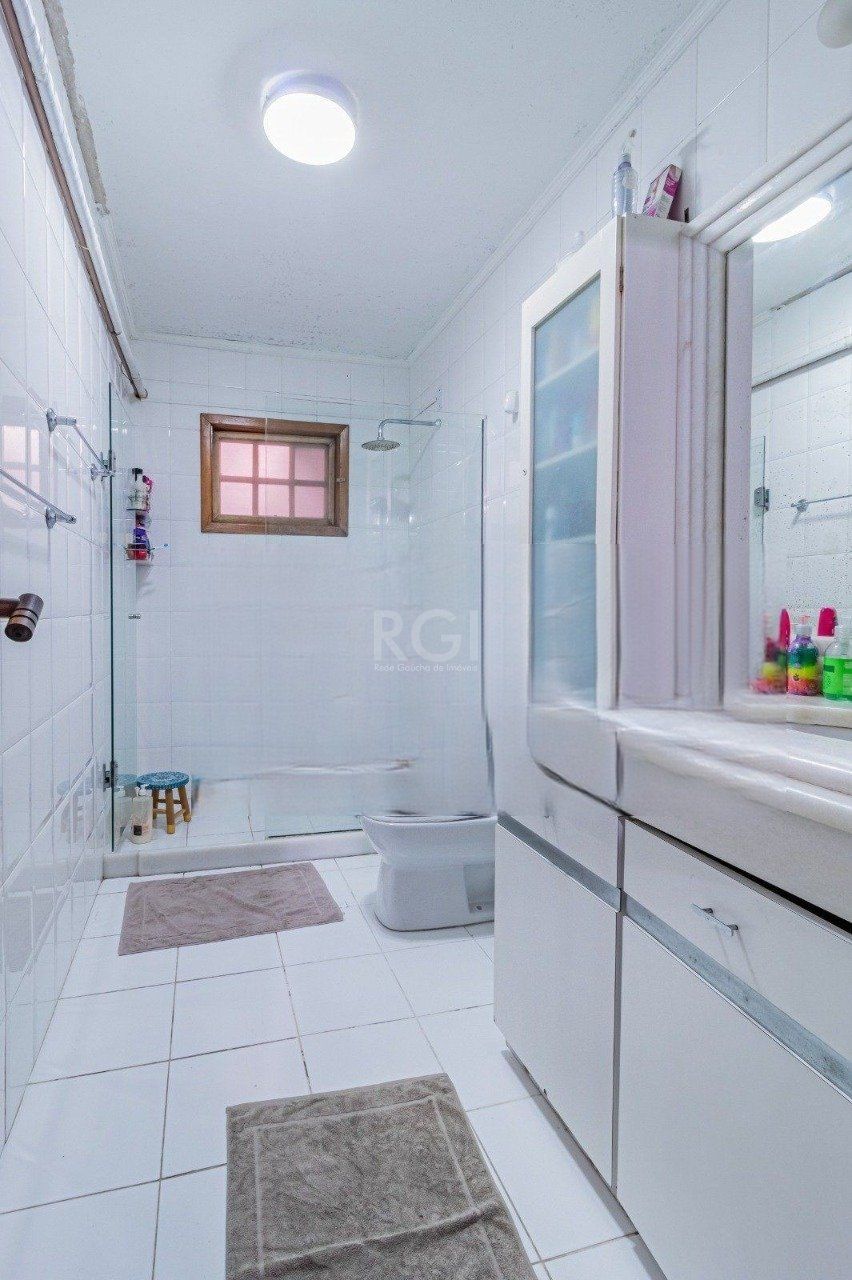 Casa à venda com 4 quartos, 200m² - Foto 7