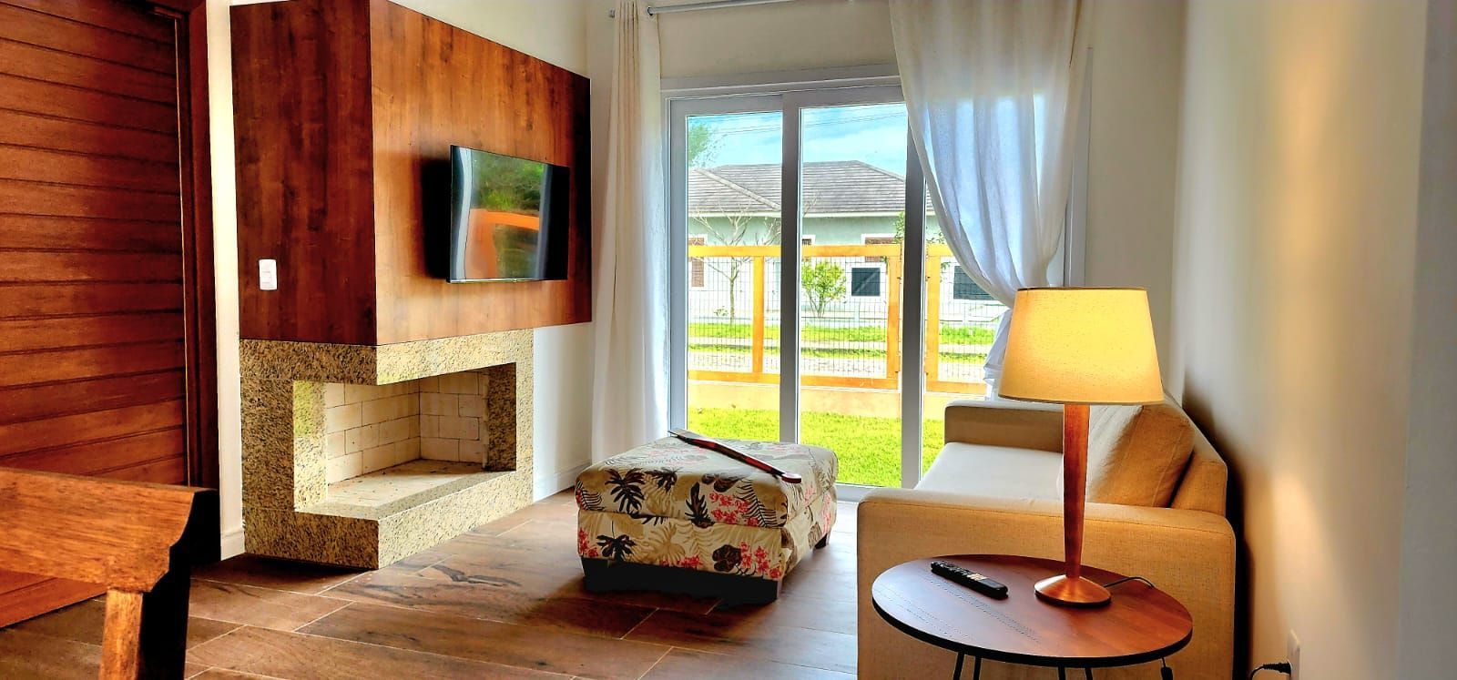 Casa à venda com 2 quartos, 88m² - Foto 3