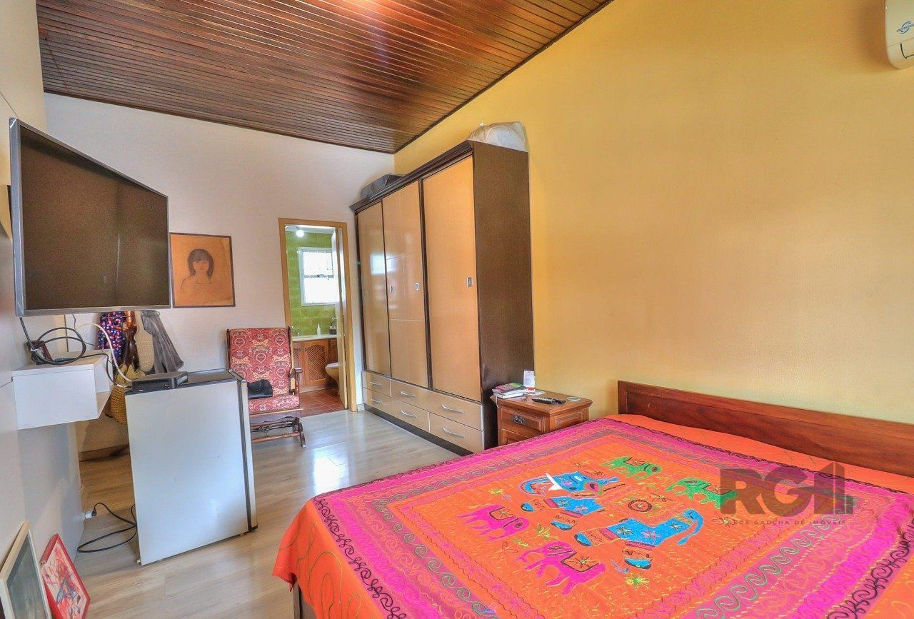 Casa à venda com 5 quartos, 232m² - Foto 21