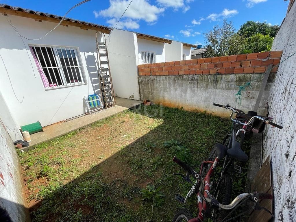 Casa à venda com 2 quartos, 35m² - Foto 21