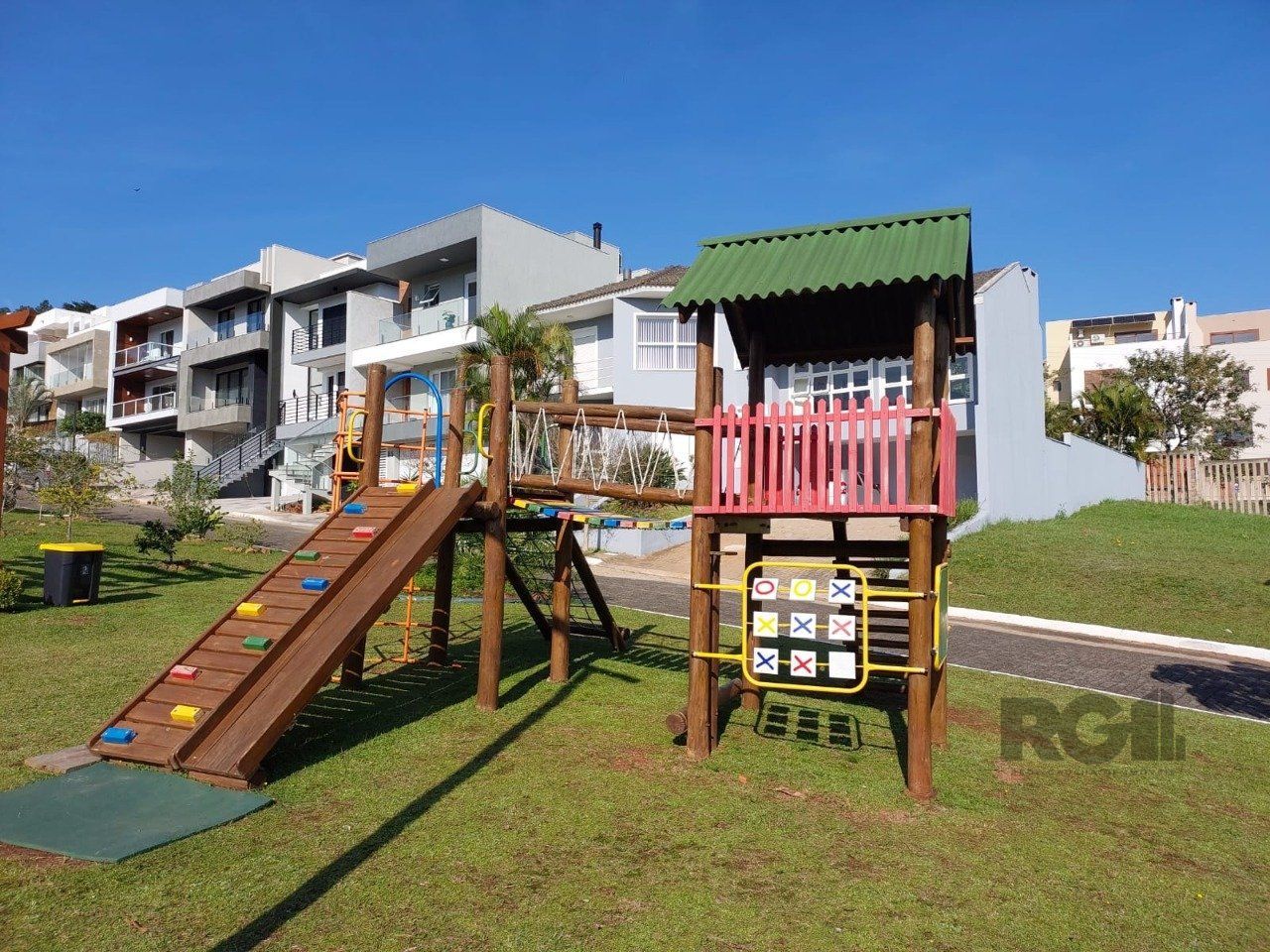 Casa de Condomínio à venda com 3 quartos, 296m² - Foto 54