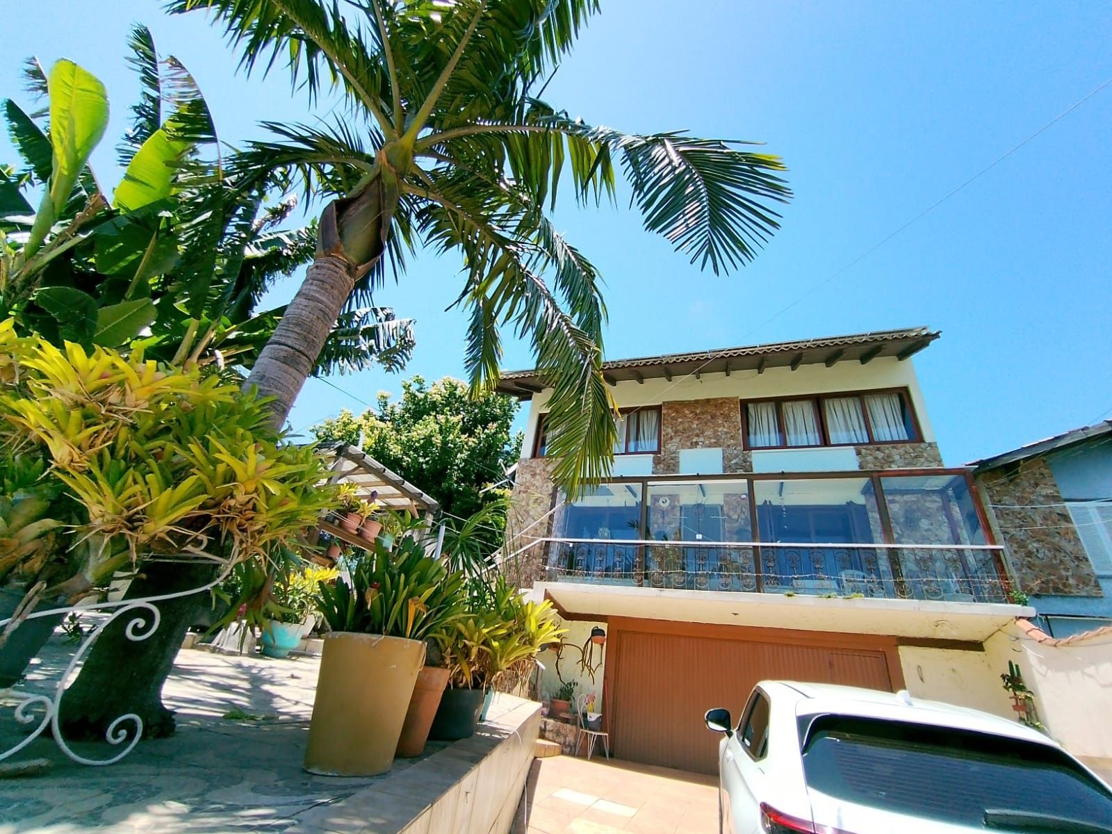 Casa 3 dormitórios no bairro Tristeza