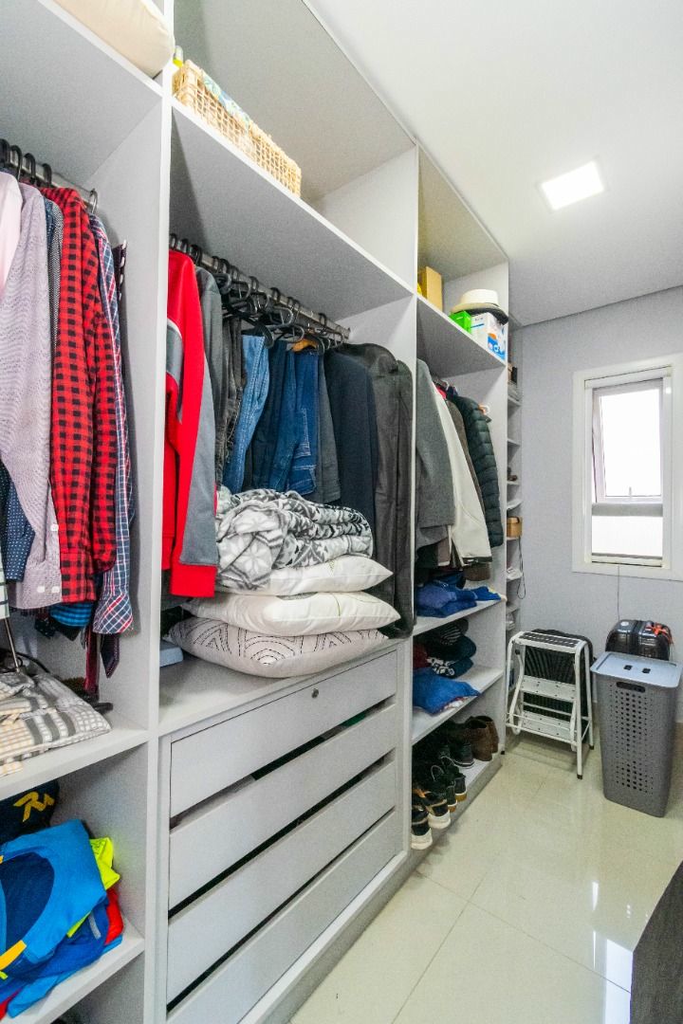 Casa de Condomínio à venda com 4 quartos, 334m² - Foto 45