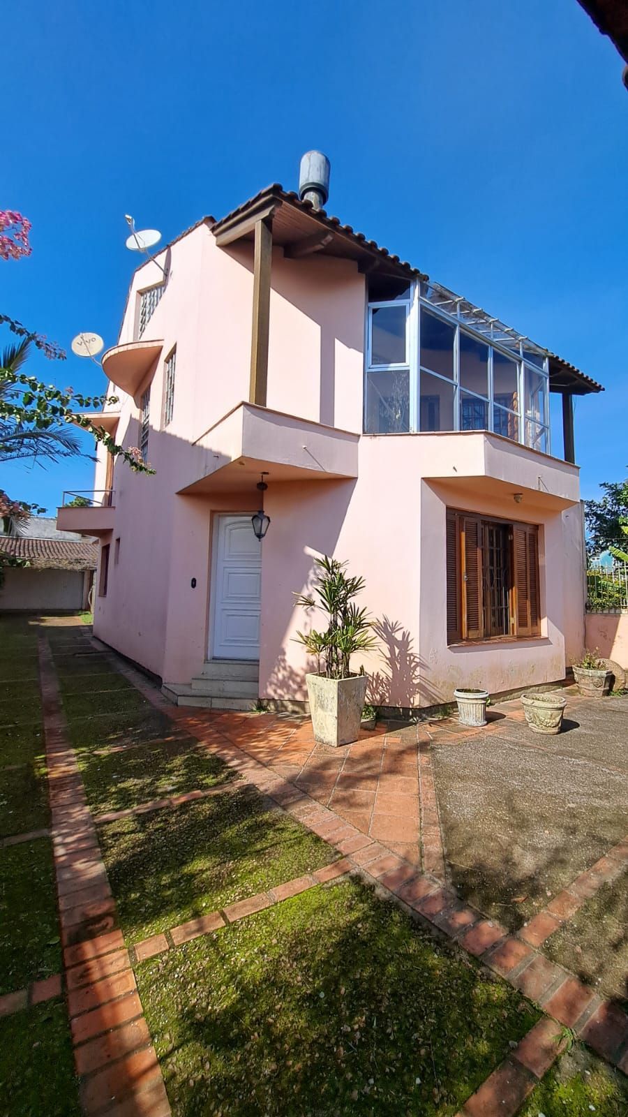 Casa, 3 quartos, 231 m² - Foto 1