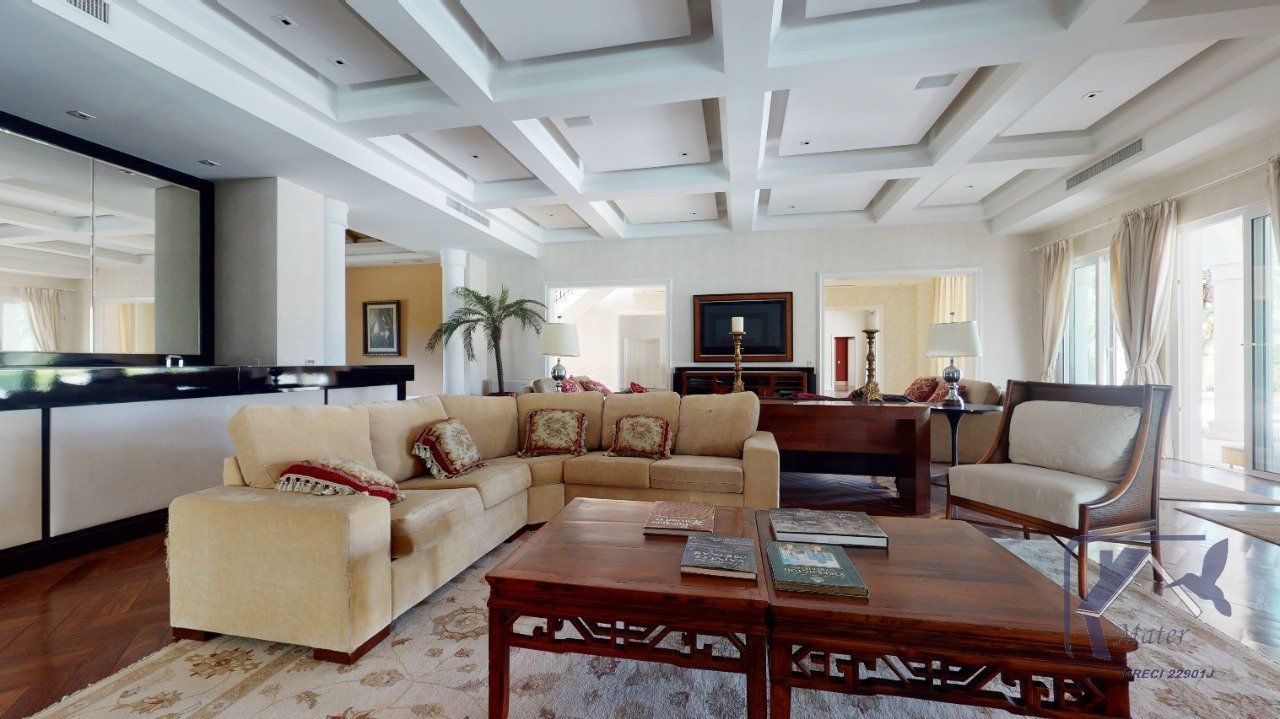 Casa à venda com 7 quartos, 1165m² - Foto 48