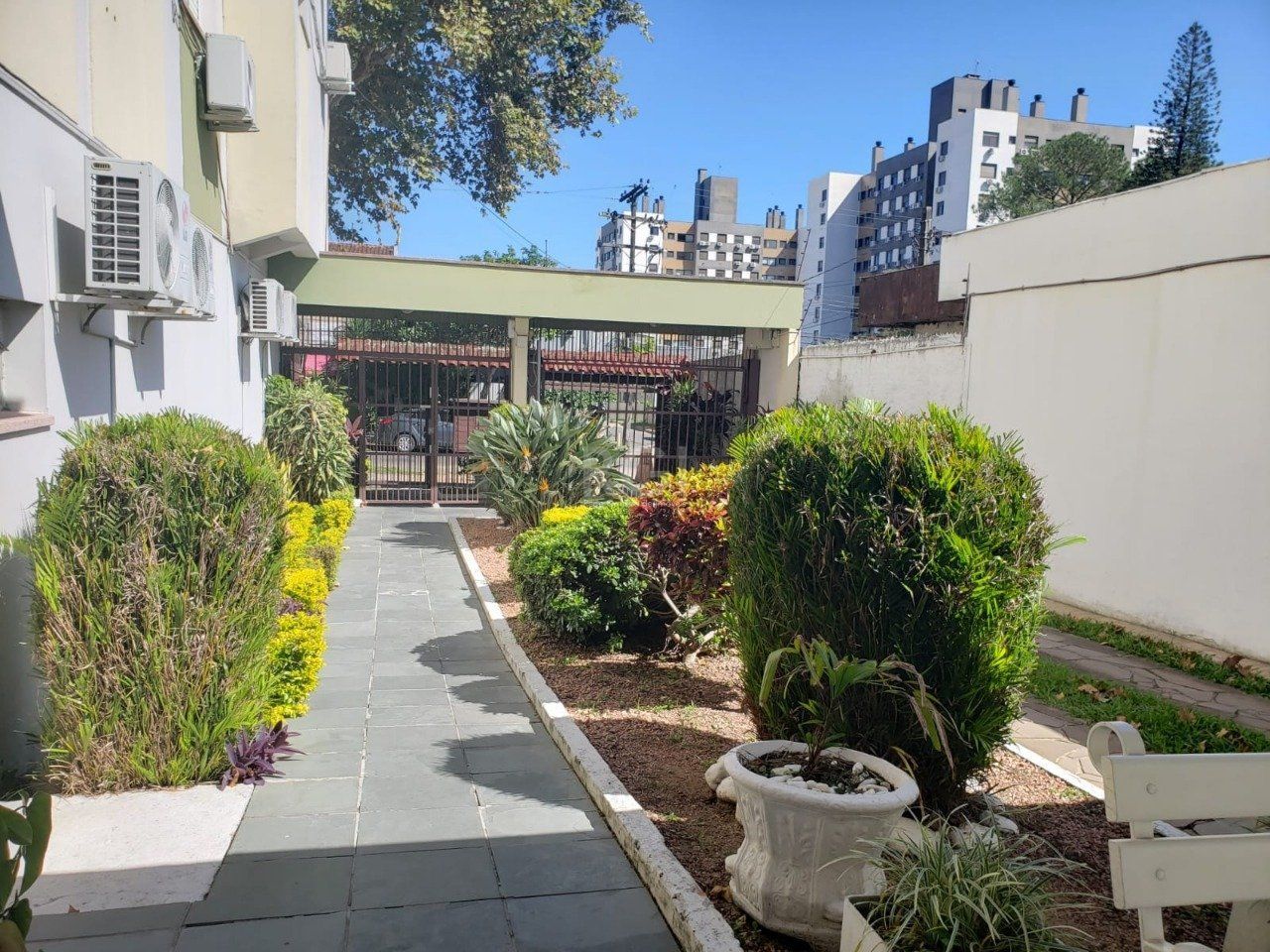 Apartamento à venda com 1 quarto, 150m² - Foto 52