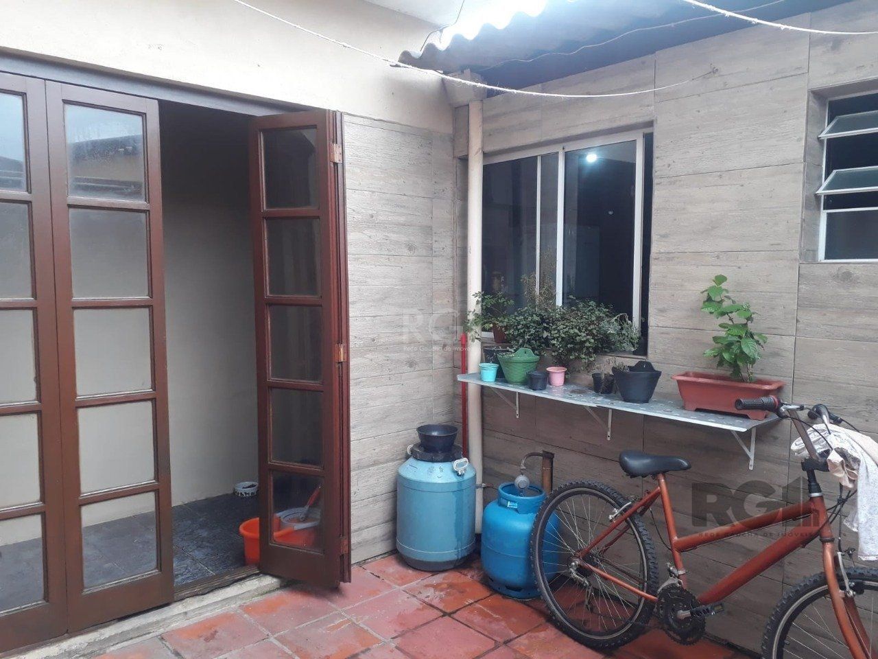 Casa à venda com 3 quartos, 90m² - Foto 16