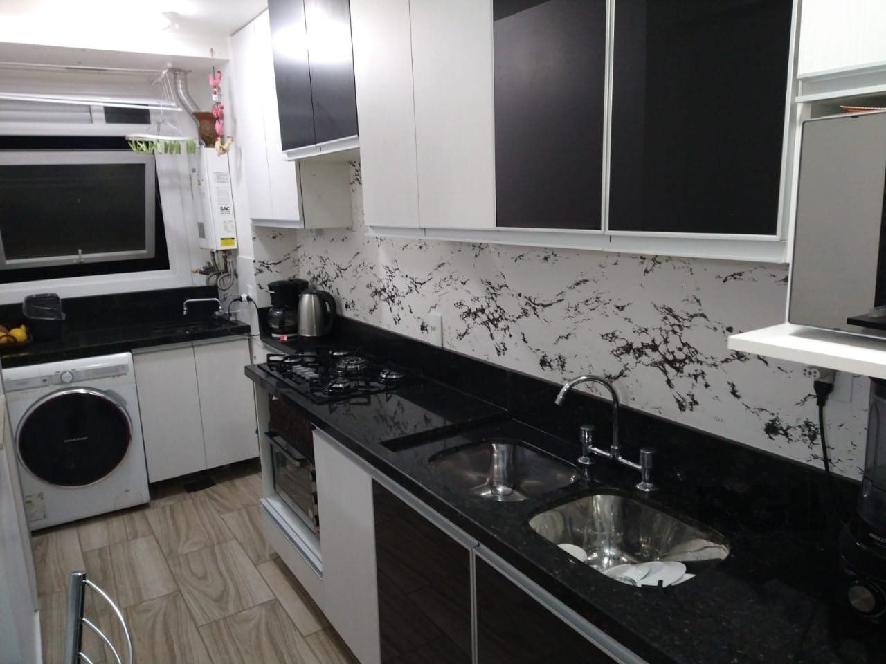 Apartamento à venda com 3 quartos, 75m² - Foto 11