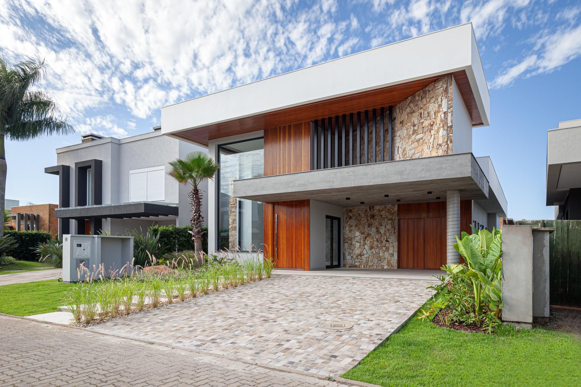 Casa de Condomínio, 3 suítes, à venda, 256 m², Centenário - Torres — foto 2