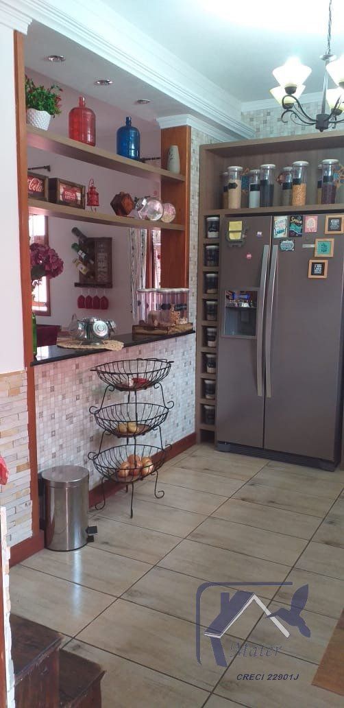 Casa à venda com 4 quartos, 273m² - Foto 17