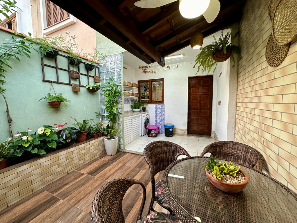 Casa à venda com 2 quartos, 160m² - Foto 37